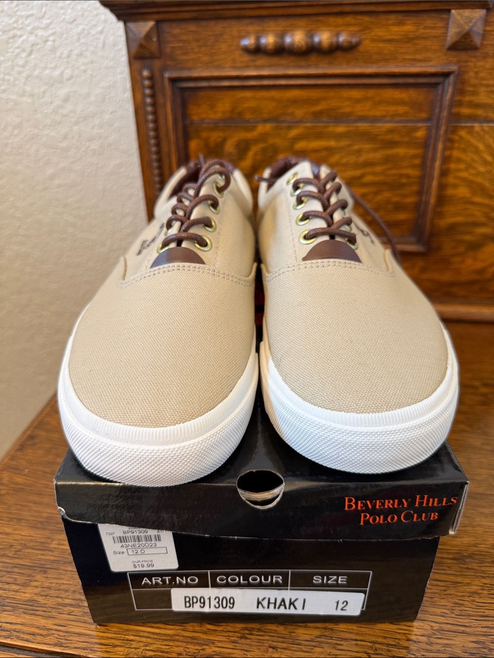 Beverly Hills Polo Club Khaki Canvas Low-Top Sneakers with Brown Accents